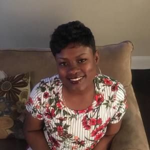 Meet your Posher, Lakisha